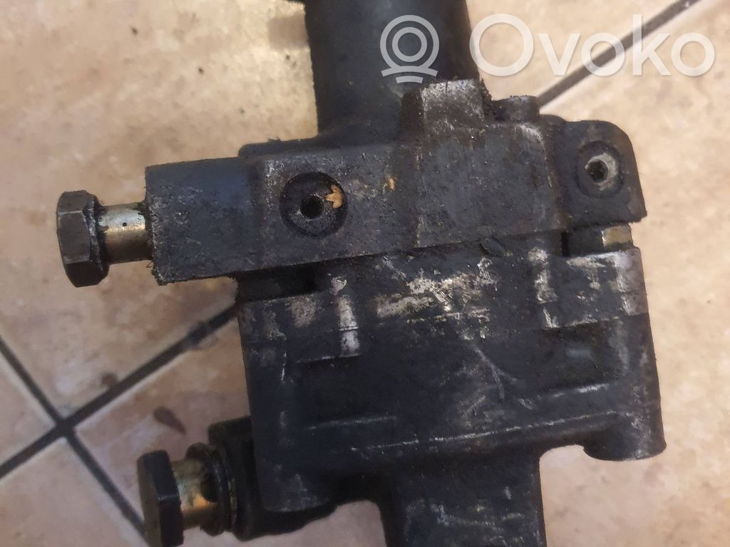 BMW 5 E34 Power steering pump 