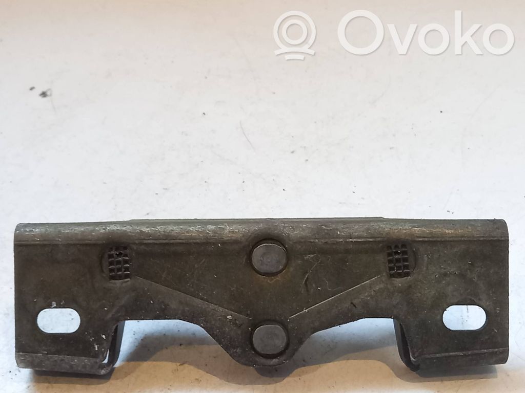 Volvo XC90 Tailgate lock loop/hook striker 