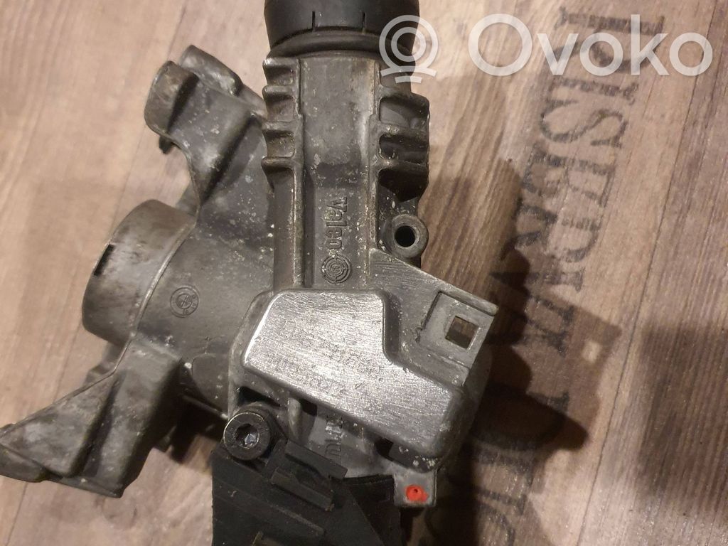 BMW 5 E39 Užvedimo spynelė 