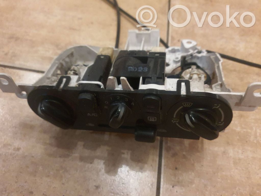 Climate control unit   B25FE,9D23