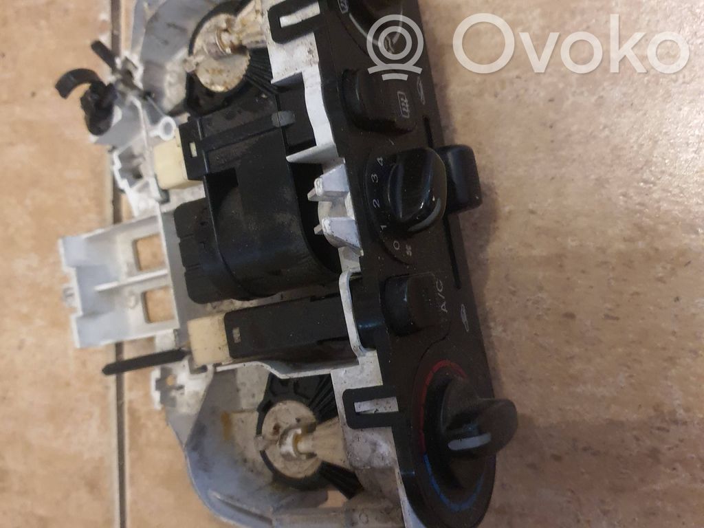 Mazda 323 Climate control unit 