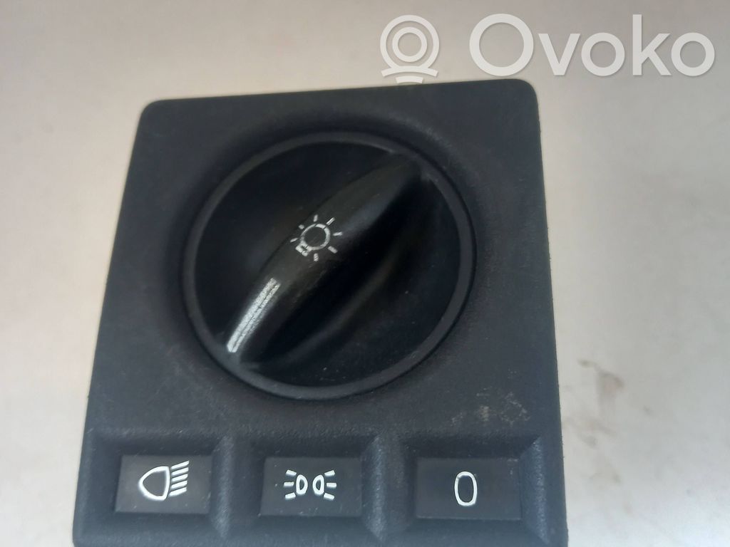 Light switch   90057580,500986