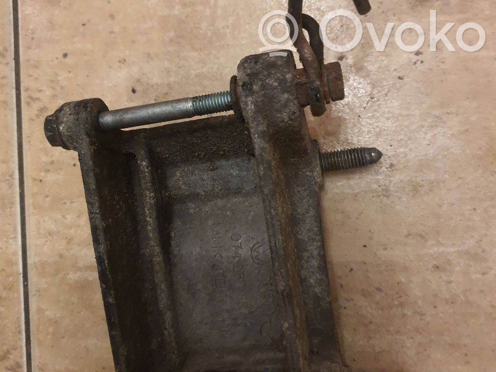 Volkswagen Multivan T5 A/C compressor mount bracket 