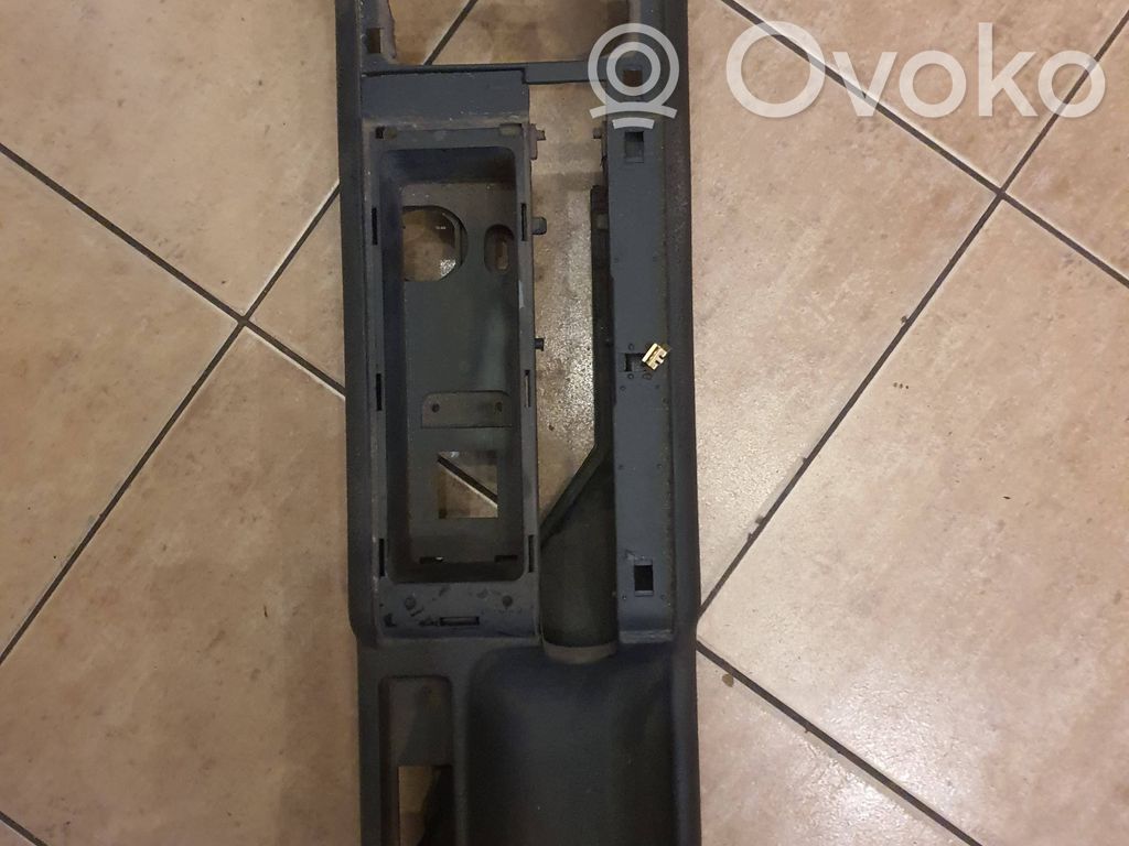 Console centrale   4B0863244B