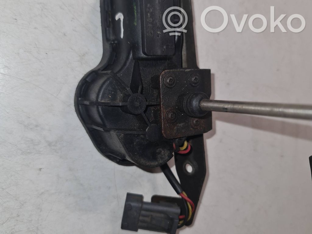 Saab 9-3 Ver1 Silniczek wycieraczki lampy przedniej 
