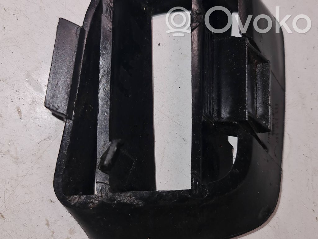 Audi 80 90 B3 Mascherina inferiore del paraurti anteriore 