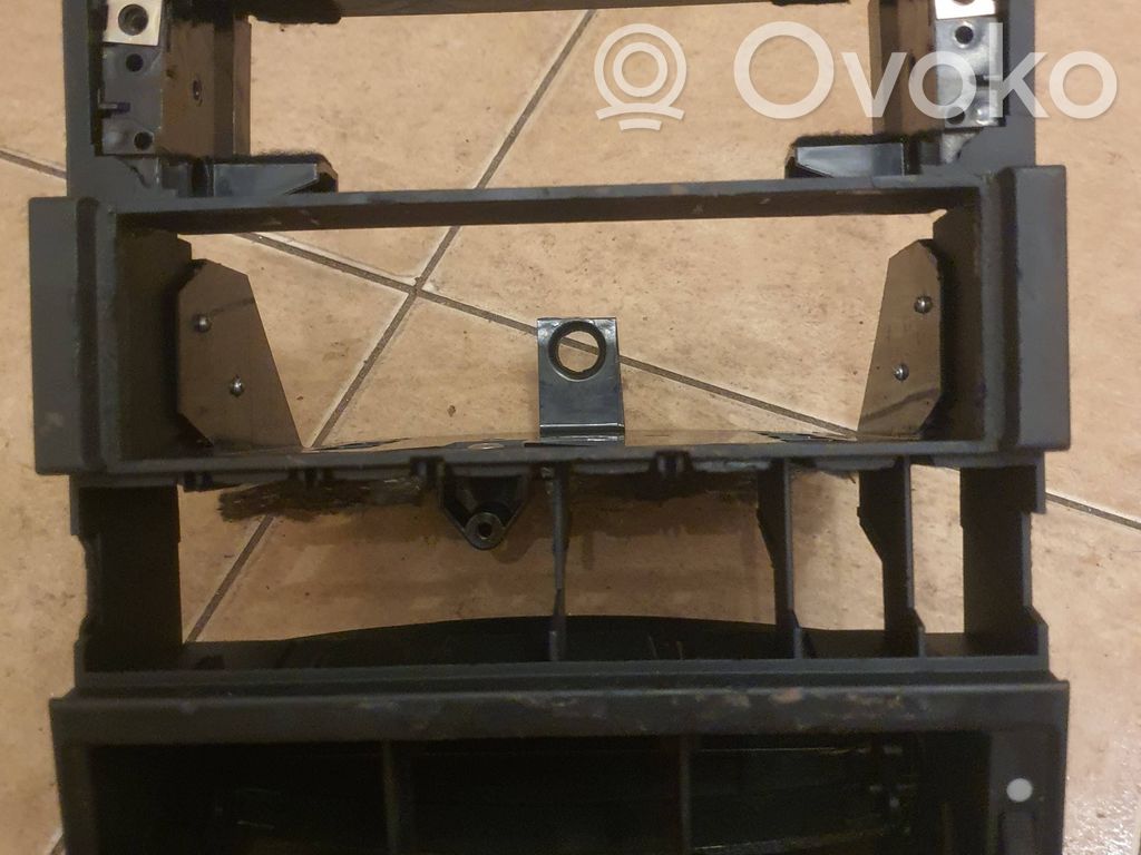 Audi 80 90 S2 B4 Rejilla de ventilación central del panel 