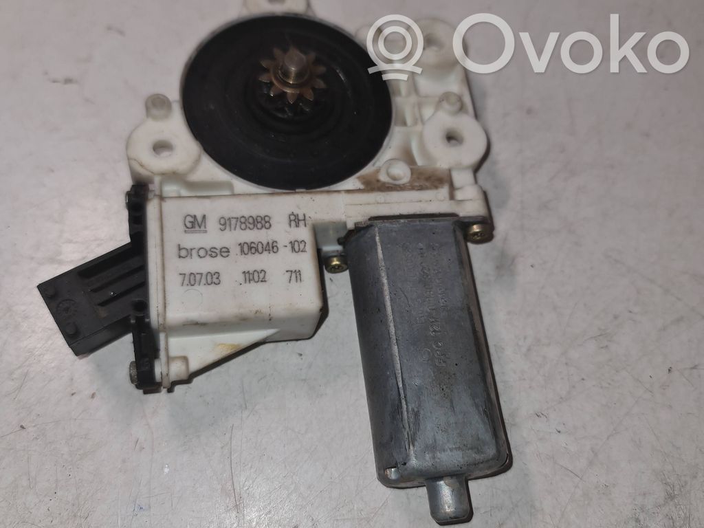 Elektryczny podnośnik szyby drzwi przednich   9178988,70703,106046102