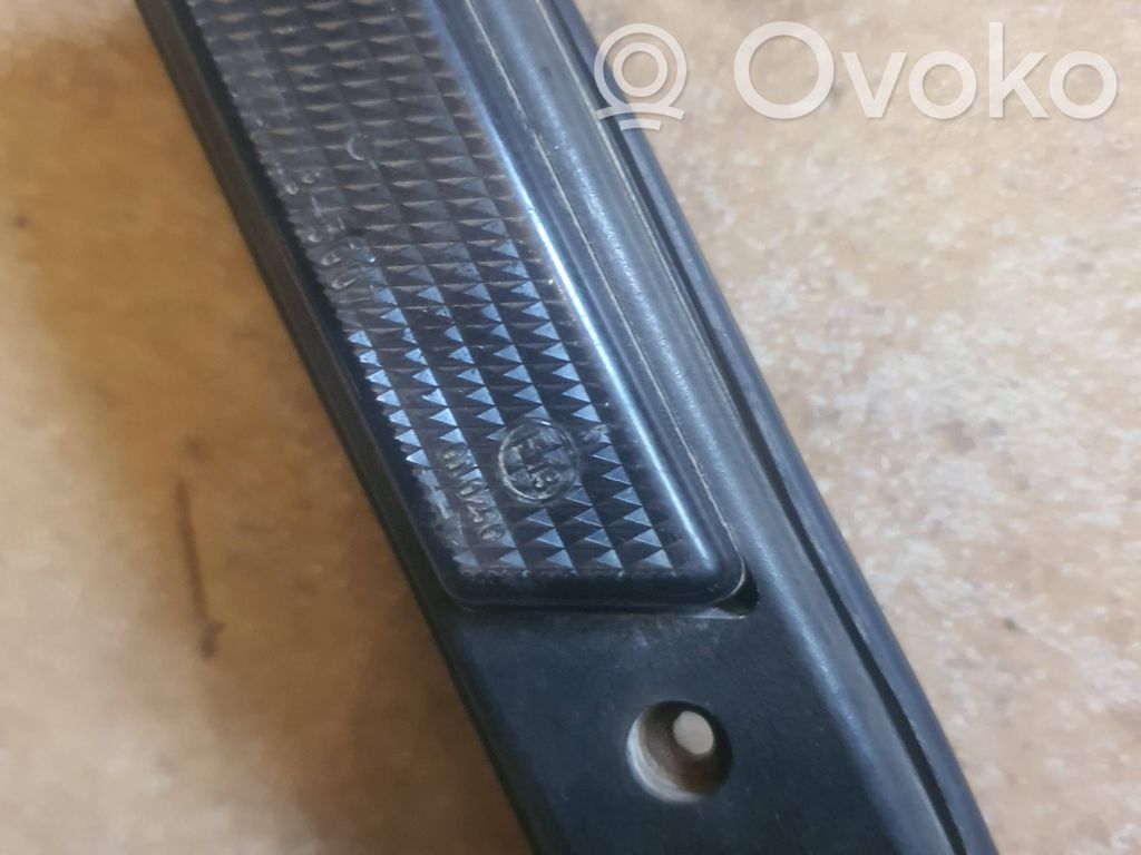 BMW 5 E34 Front fender indicator light 