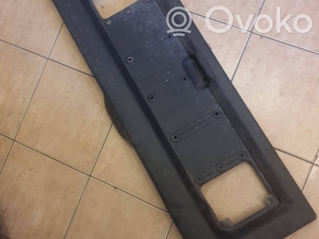 Trunk lock loop   4A9867979D,0087977,5872685