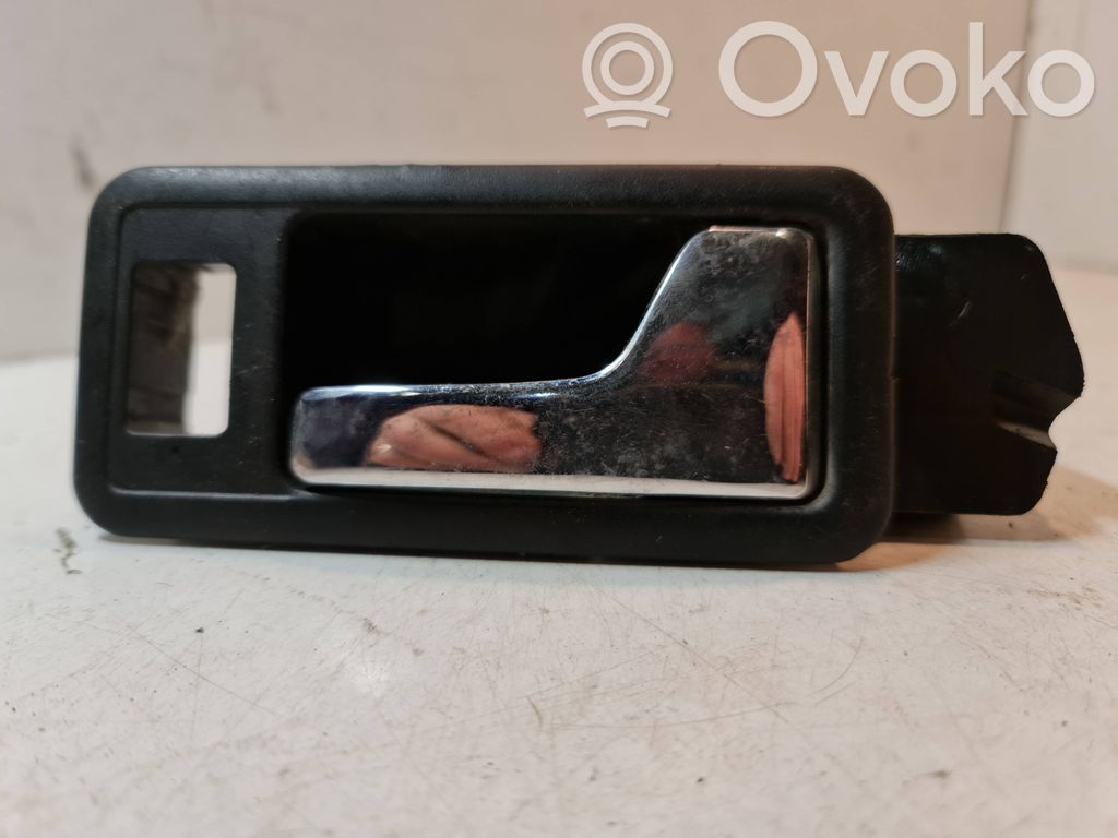 Audi 80 90 B3 Manecilla interna puerta delantera 