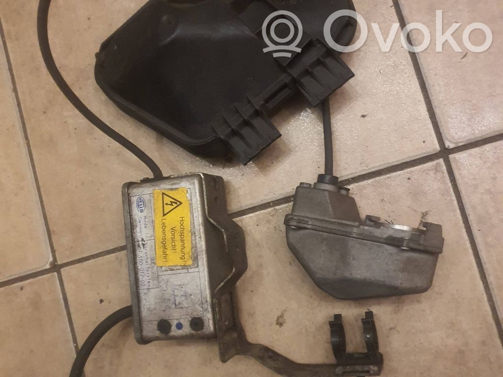 Audi A6 S6 C4 4A Sterownik / moduł świateł Xenon 