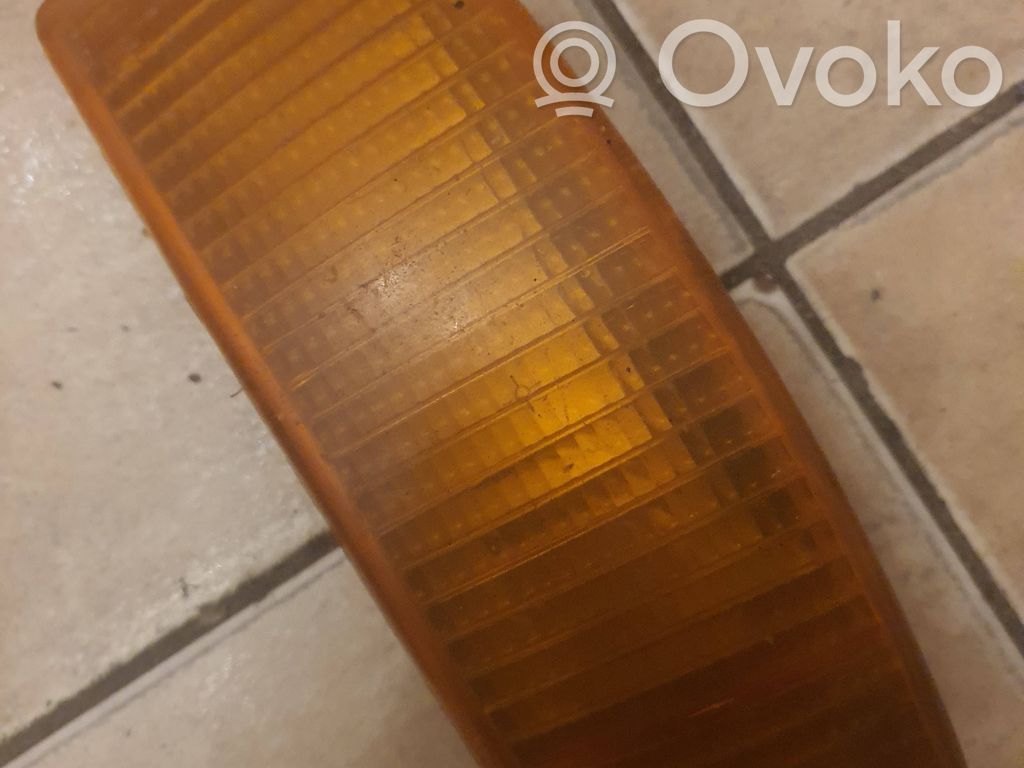 Audi 80 90 B3 Front indicator light 