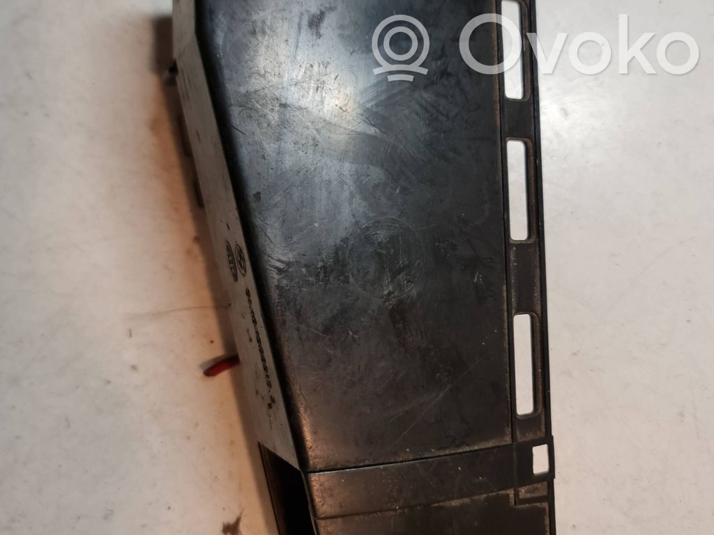 BMW 5 E34 Aschenbecher vorne 