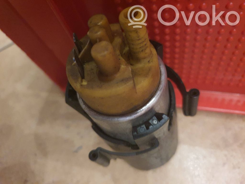 Audi A6 S6 C5 4B Bomba interna de combustible 