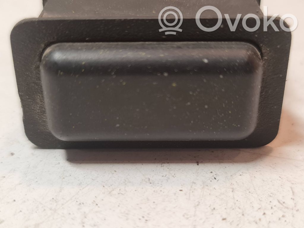 Hazard light switch   0C80FK5023