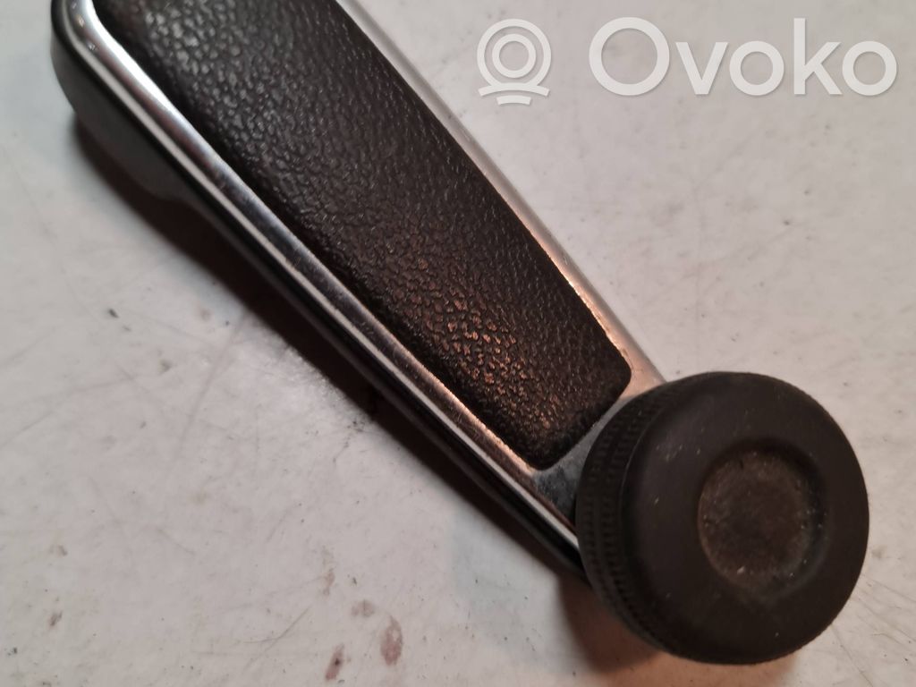 Opel Rekord E2 Asa de la ventanilla de la puerta delantera 