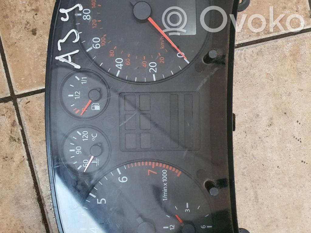 Audi A3 S3 8L Licznik / Prędkościomierz 