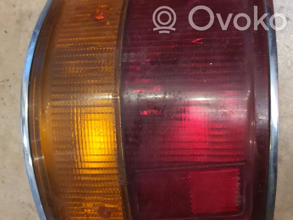 Rear/tail lights   E305R,E3241R