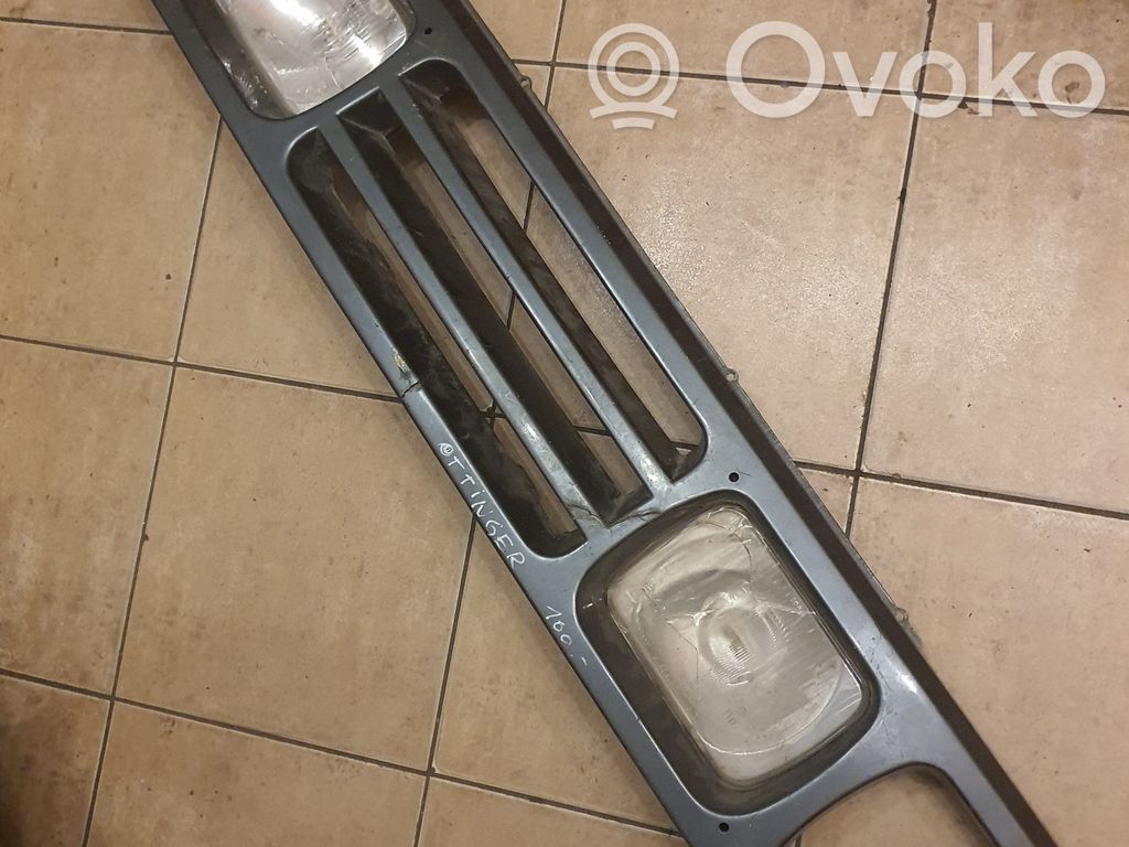 Maskownica / Grill / Atrapa górna chłodnicy   34517R8,001130363,001130362,HELLA