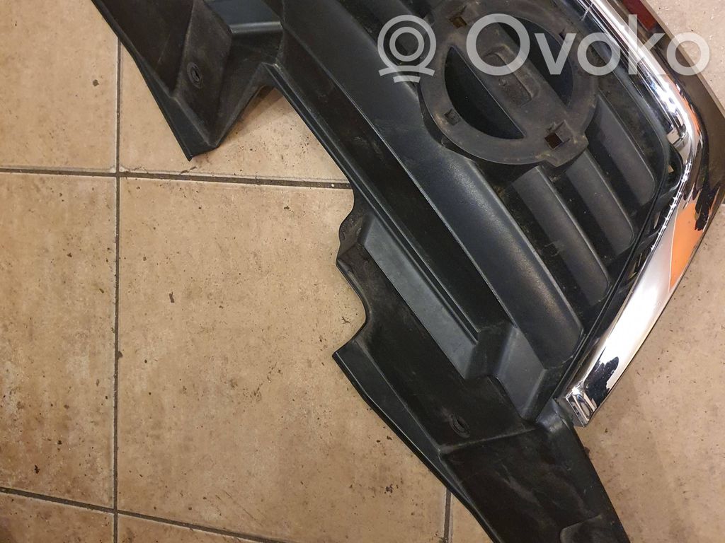 Nissan Juke I F15 Atrapa chłodnicy / Grill 