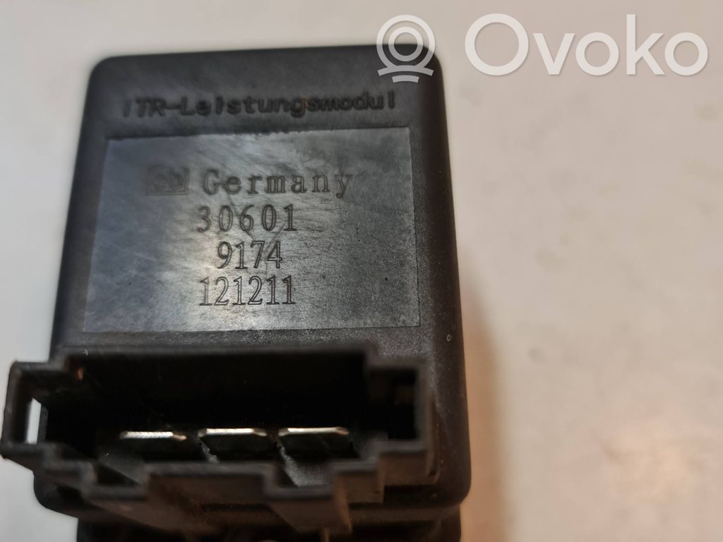 Audi A4 S4 B7 8E 8H Lämpöpuhaltimen moottorin vastus 