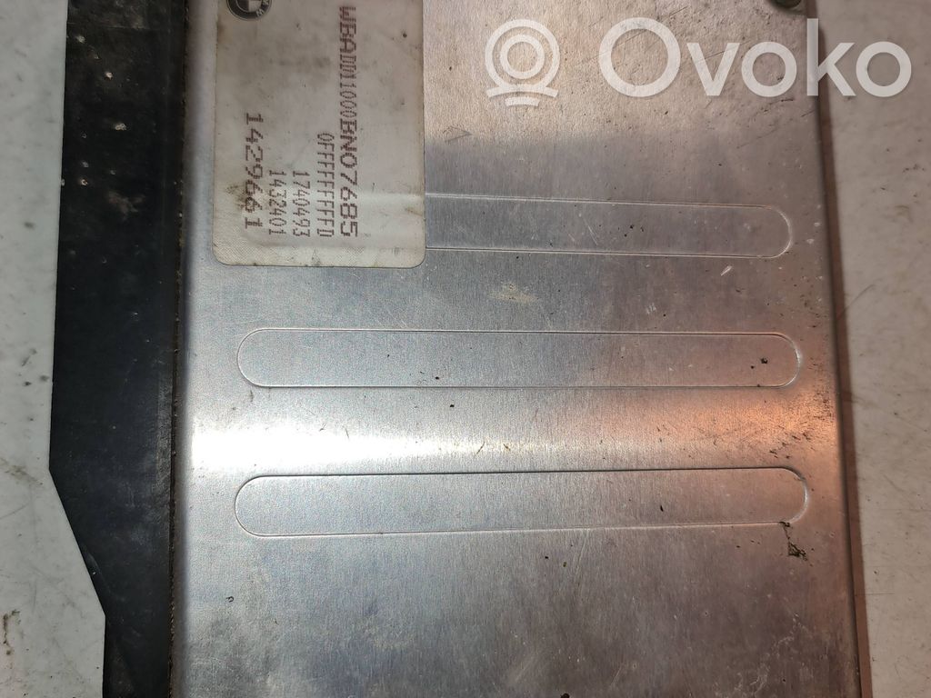 BMW 5 E39 Engine control unit/module 