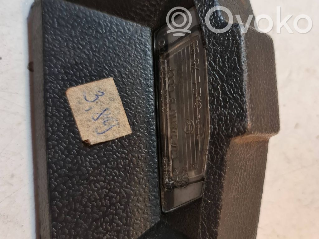 Éclairage de plaque d'immatriculation   21063717070,21063717040,30874