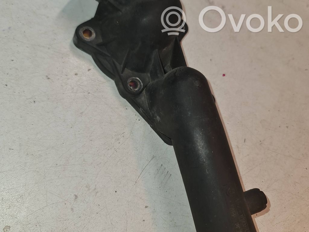 BMW 5 E39 Moottorin vesijäähdytyksen putki/letku 
