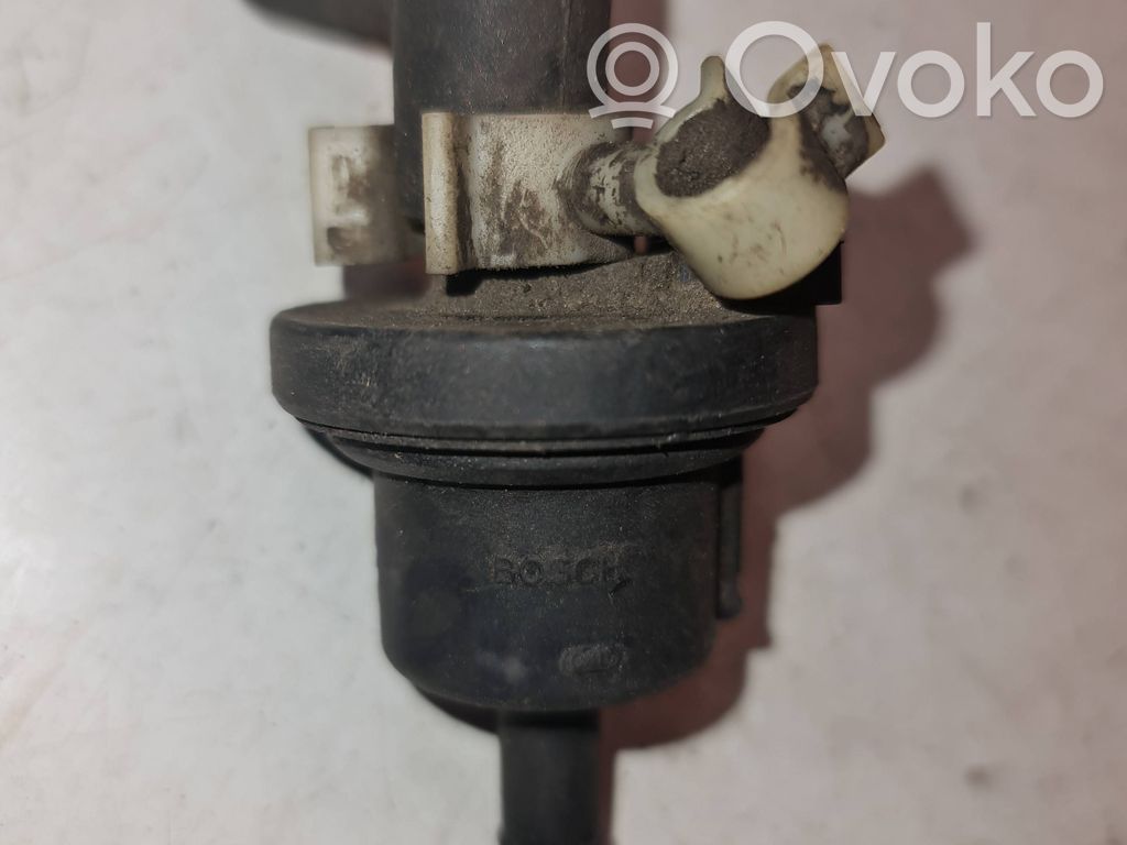 Audi 80 90 B3 Válvula de vacío (Usadas) 