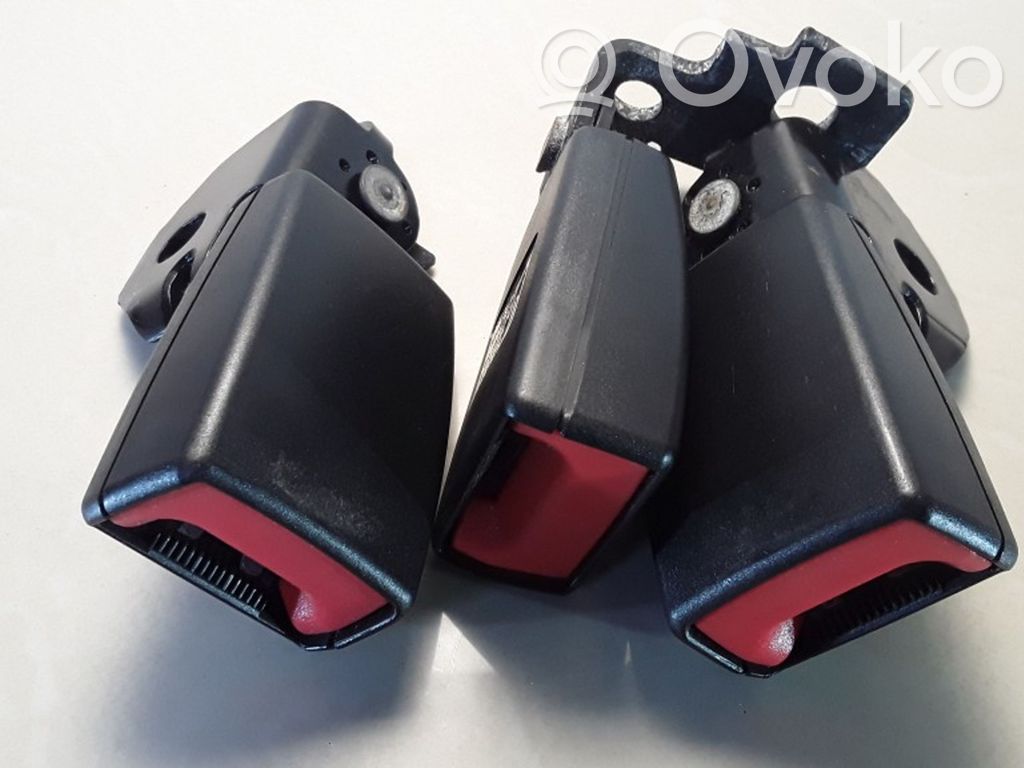 Opel Corsa D Hebilla del cinturón de seguridad trasero 