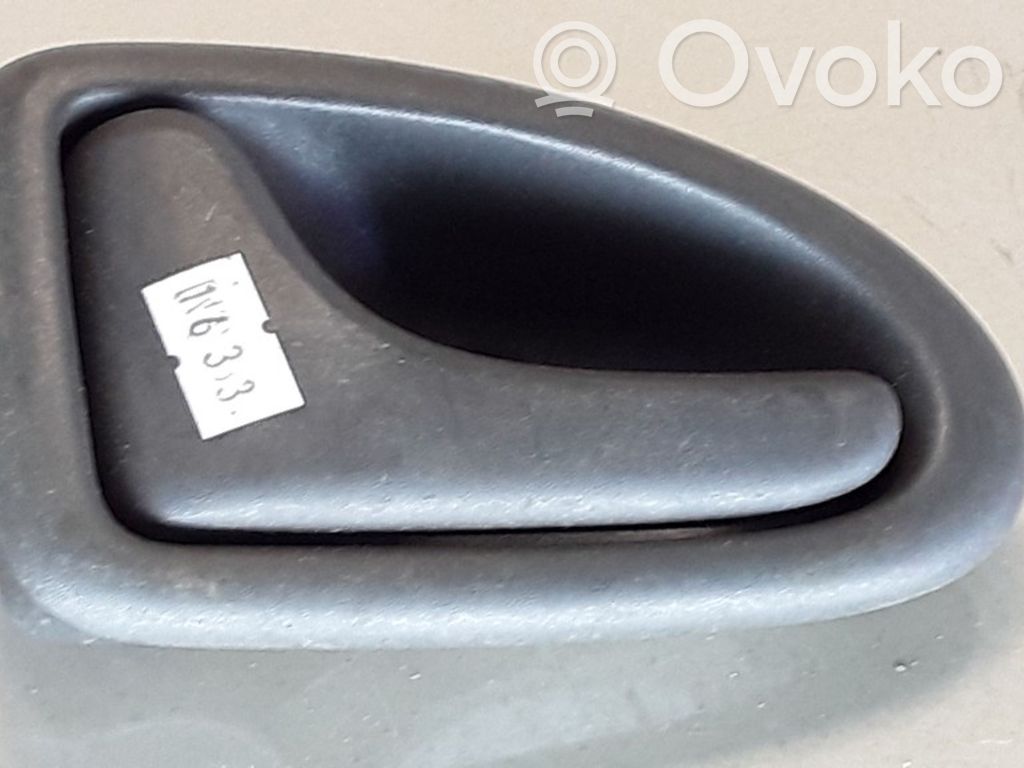 Renault Scenic I Manecilla interna puerta trasera 