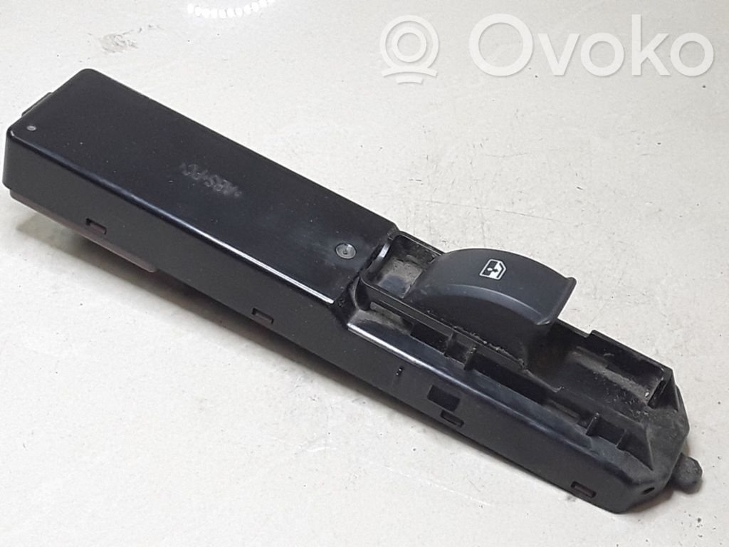 Electric window control switch   12800451,12799507,12800456