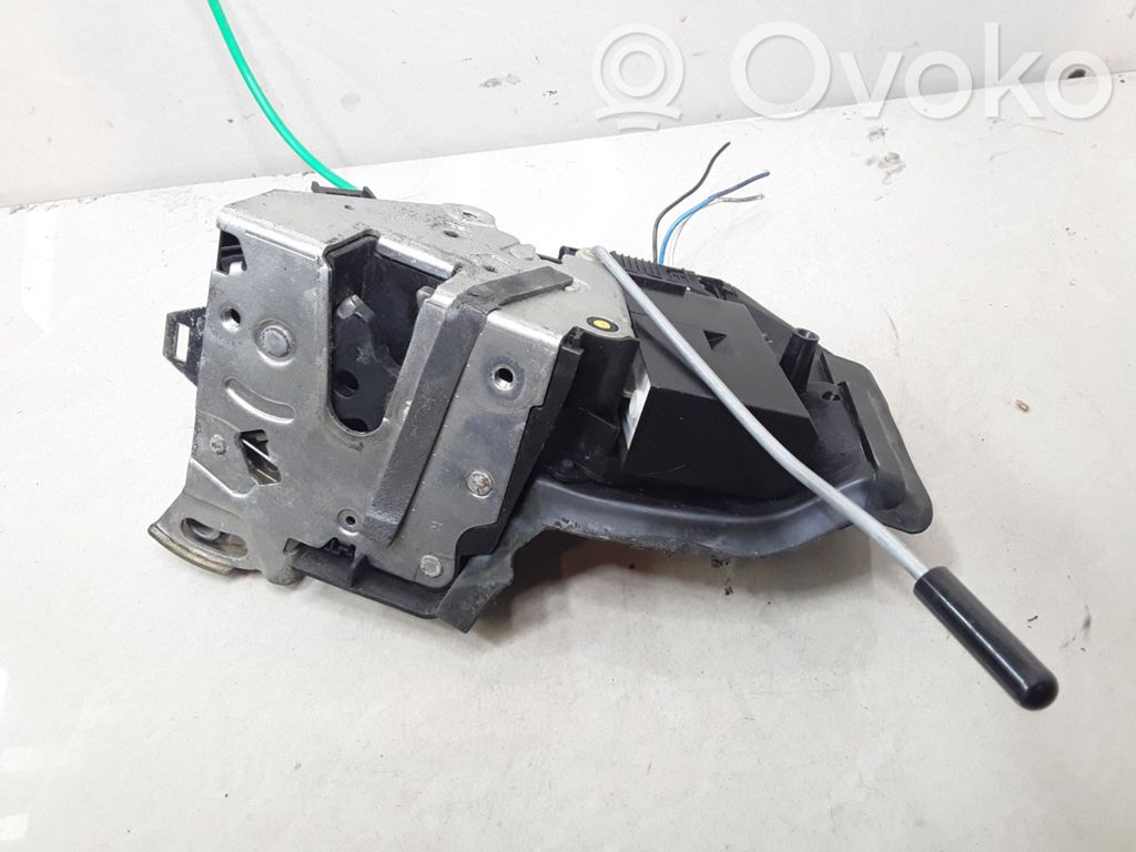 BMW 5 E39 Front door lock 