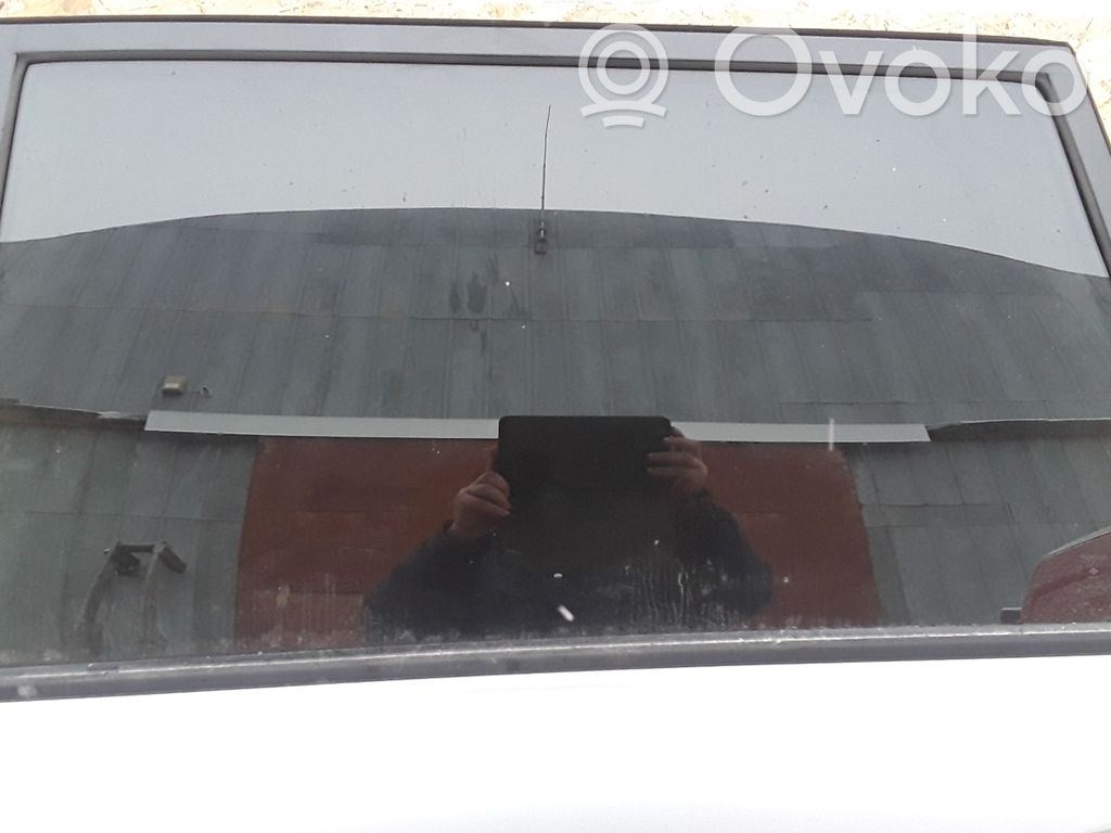 Toyota Avensis Verso Luna de la puerta trasera 