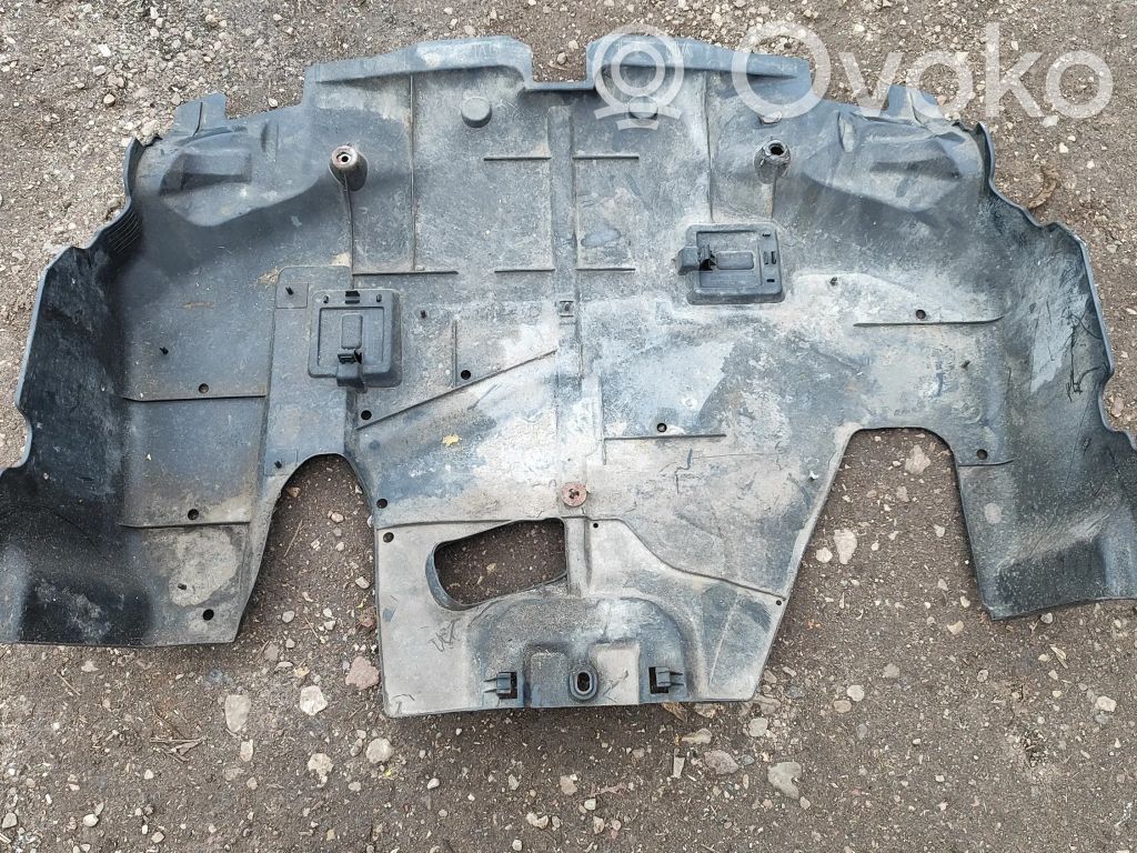 Subaru Legacy Engine splash shield/under tray 