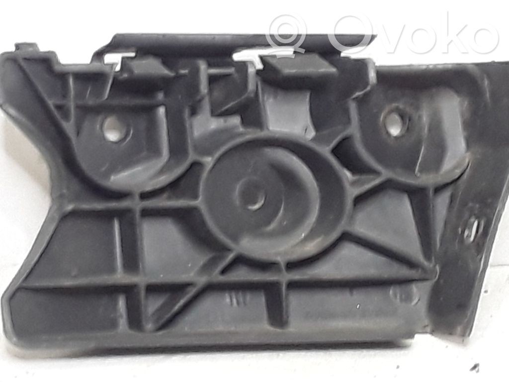 Front bumper mounting bracket   5P0807183A