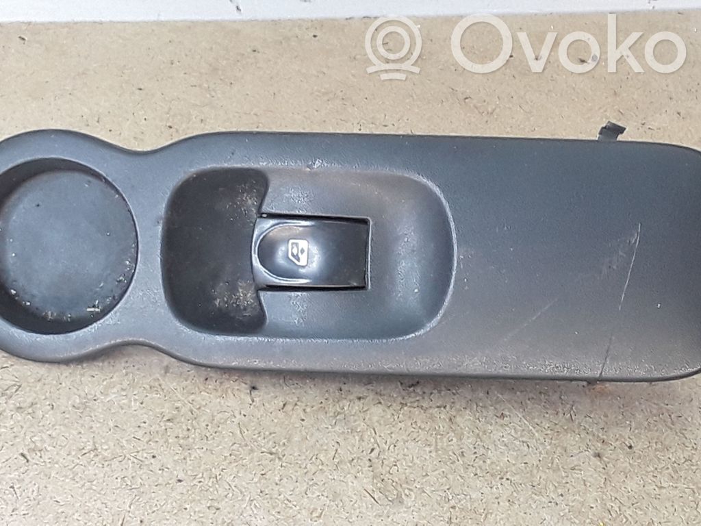 Renault Modus Electric window control switch 