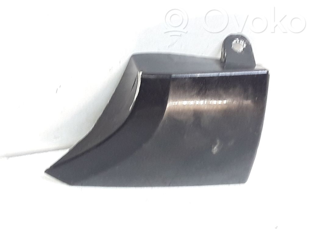 Ford Mondeo Mk III Rear light trim 