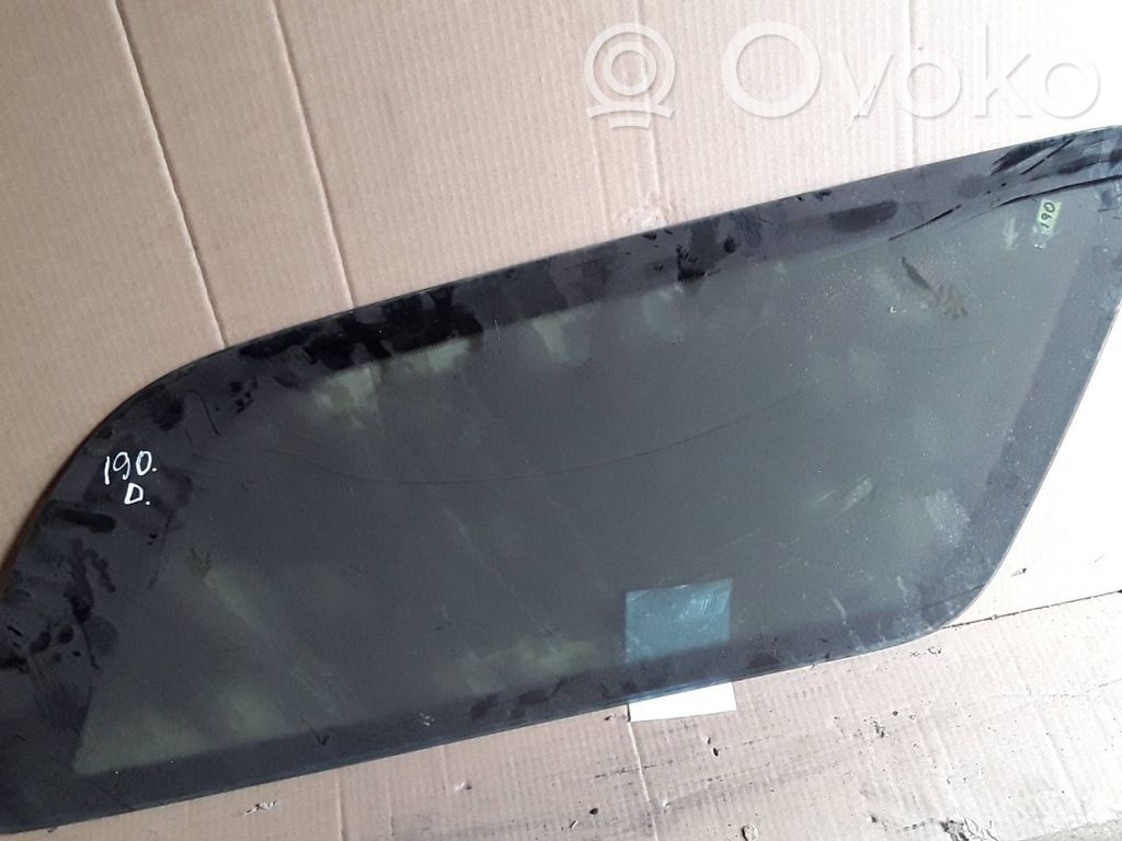 Ford Mondeo MK II Szyba karoseryjna tylna 