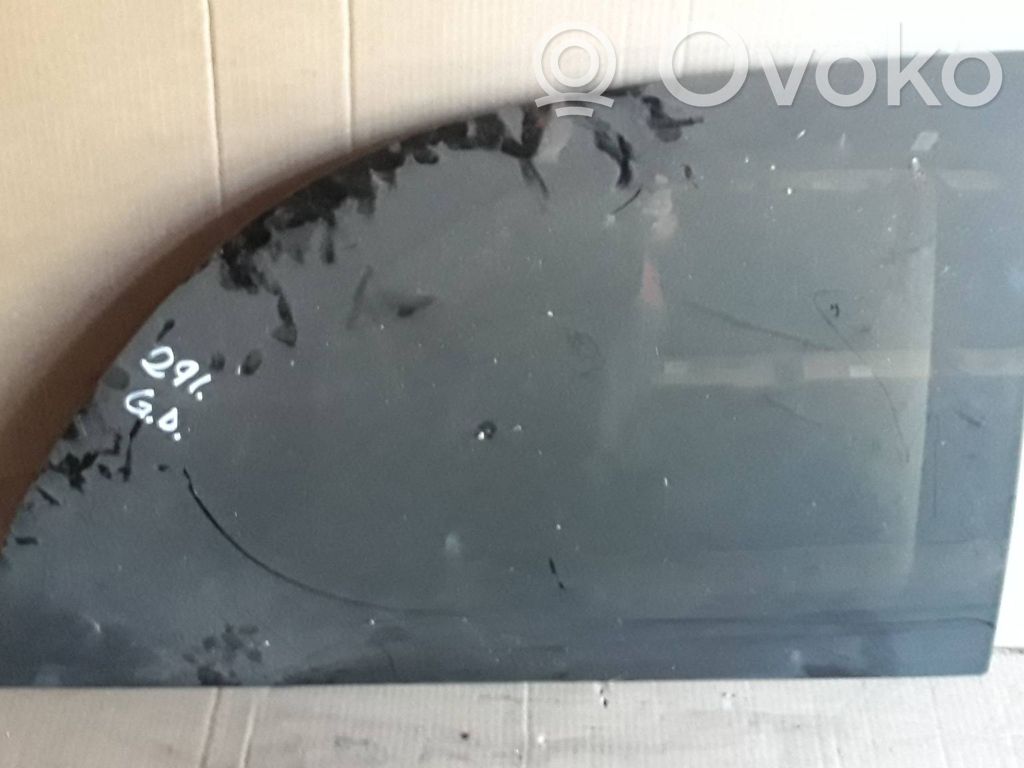 Chrysler Voyager Rear side window 