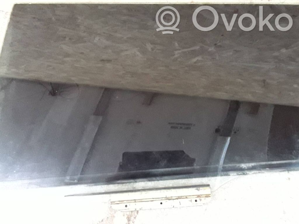 Rear door window glass   E643R005834,NSGM3108