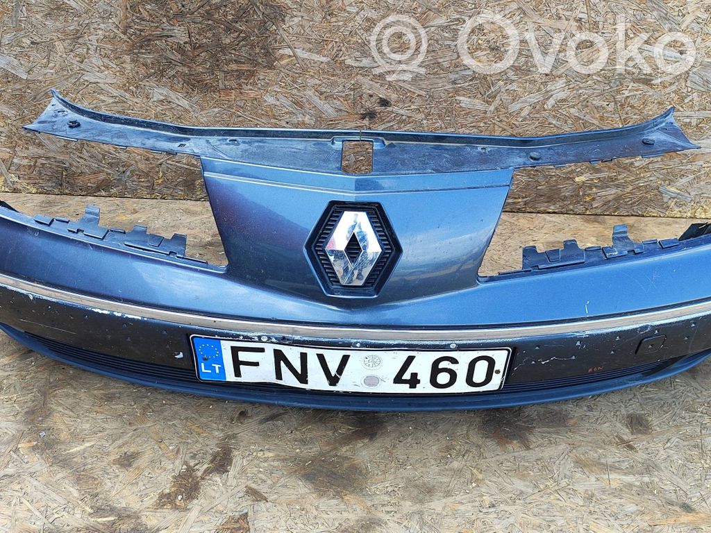 Front bumper   2205100,2205102,8200002469