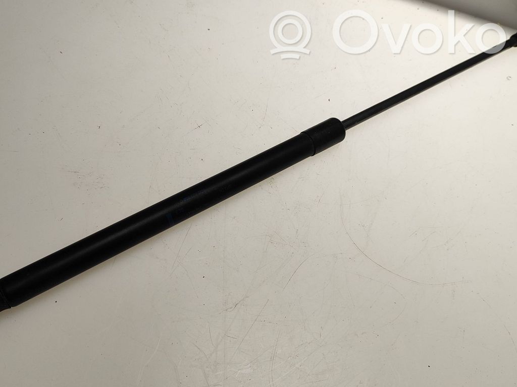Volkswagen Polo Siłownik maski przedniej 
