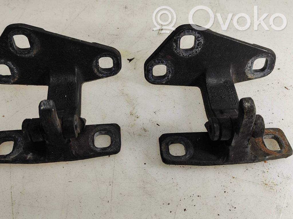 BMW X5 E53 Tailgate hinge 