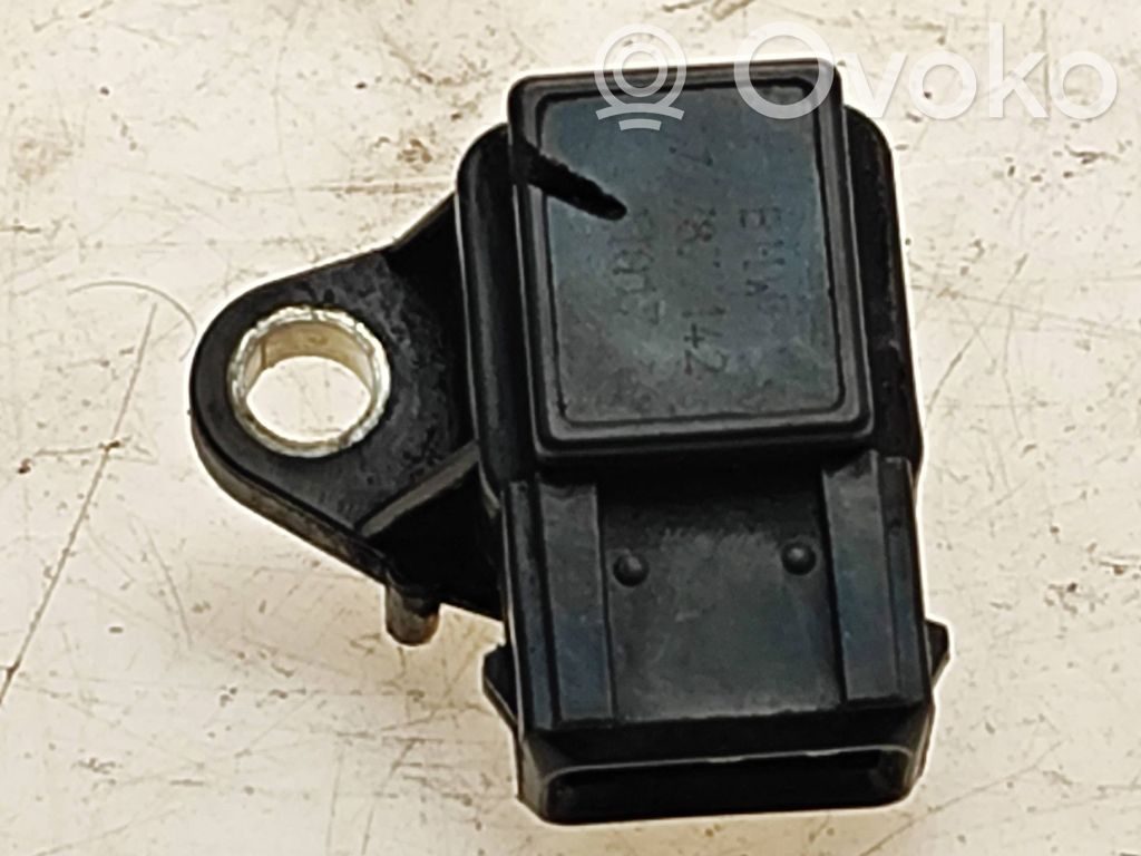 Air pressure sensor   7787142,11017