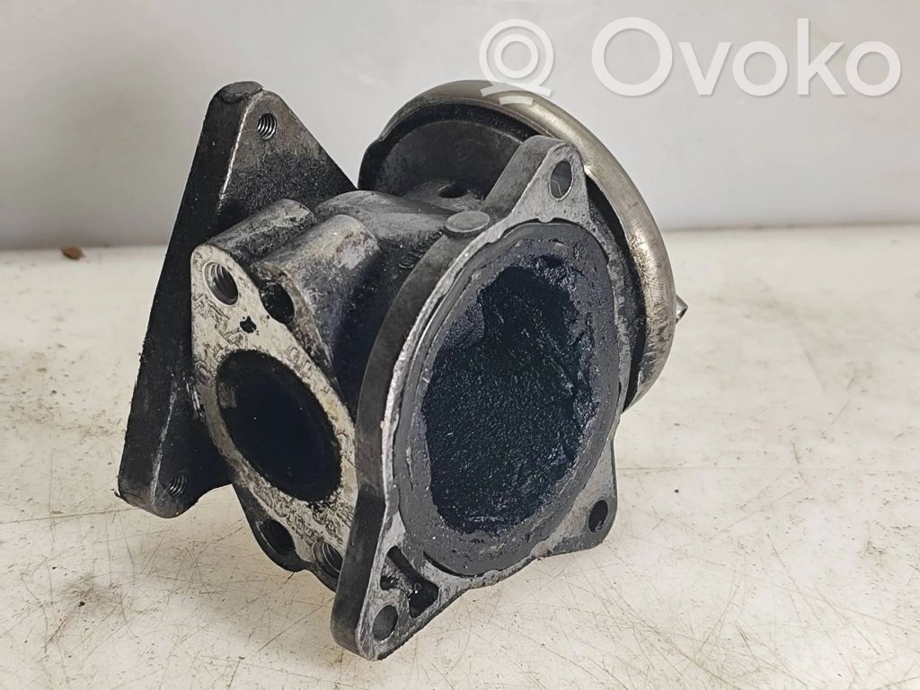 Volkswagen Touran I Válvula EGR 