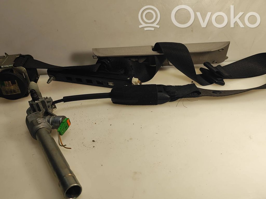 Opel Corsa D Sicherheitsgurt vorne 