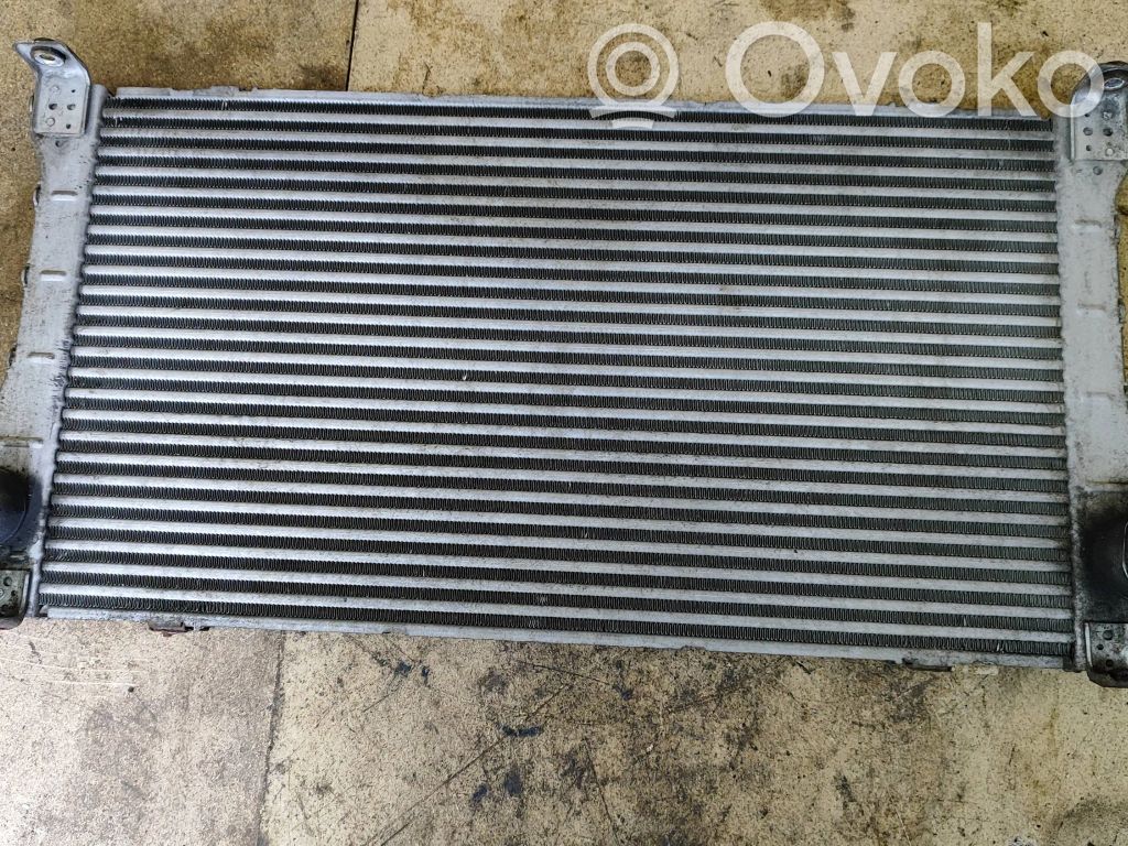 Toyota Auris 150 Interkūlerio radiatorius 