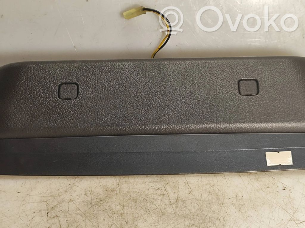 Subaru Forester SH Third/center stoplight 